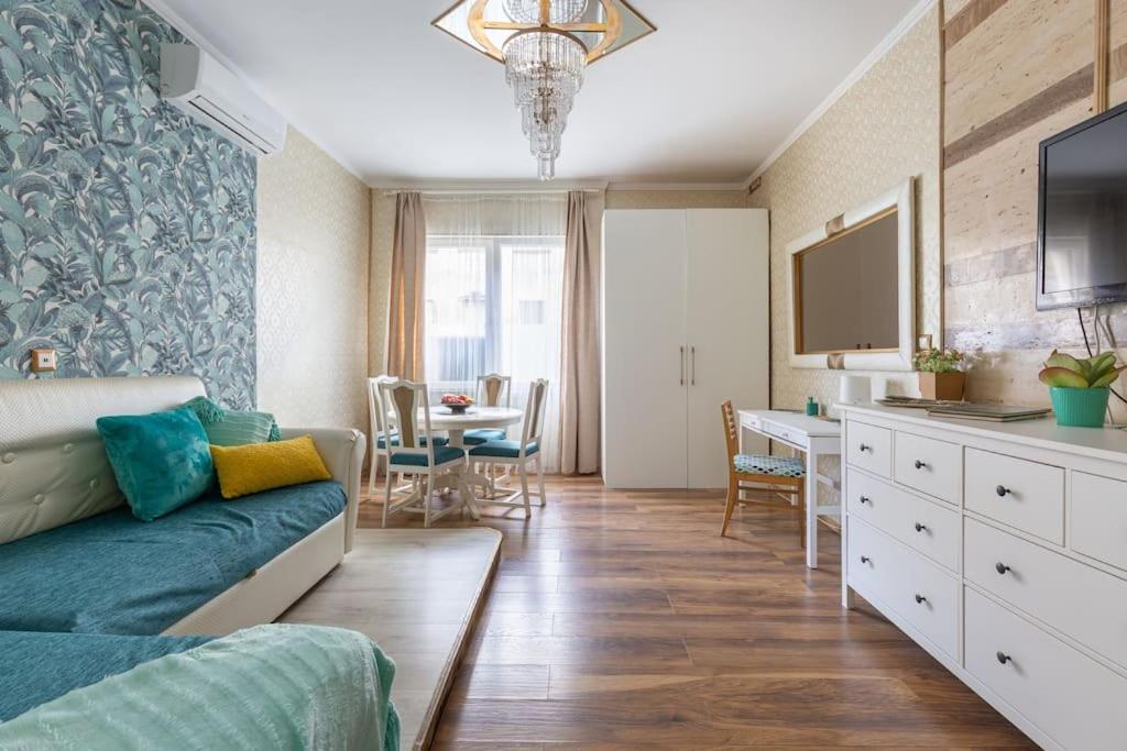 Stylish Central Budapest Apartment Exterior photo